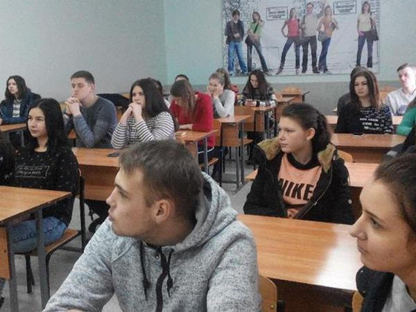 В Угледаре провели акцию «Выпускник»
