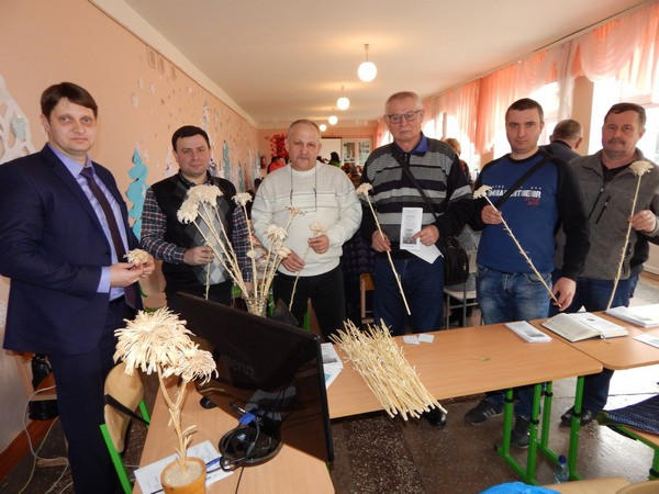 В Курахово прошел областной мастер-класс для учителей трудового обучения