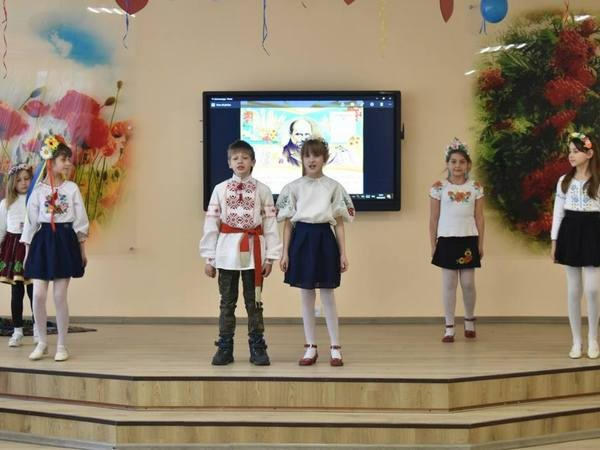 В Марьинском районе почтили память Великого Кобзаря