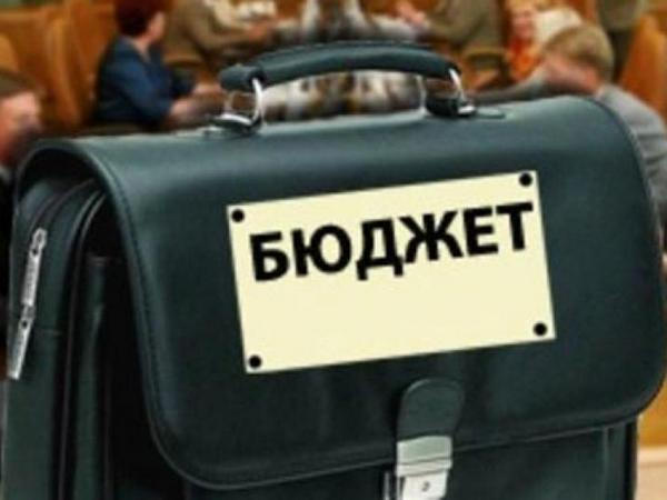 В Угледаре публично отчитаются, на что тратят деньги из городского бюджета
