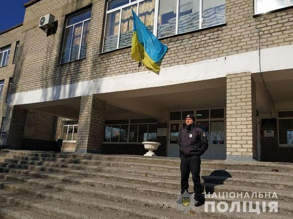 В Марьинском районе проблем с комплектованием участковых избирательных комиссий нет