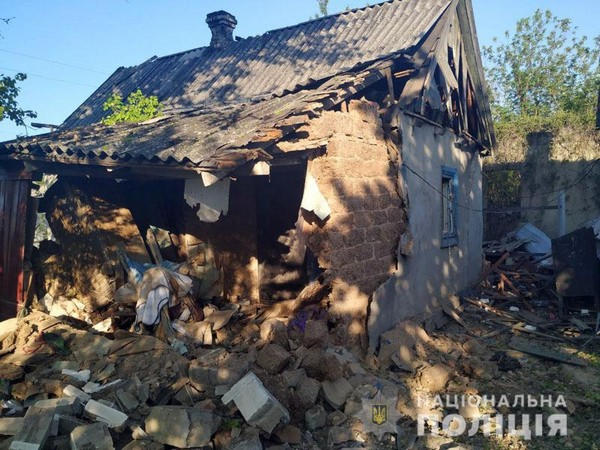 Полиция показала разрушительные последствия утреннего обстрела Марьинки