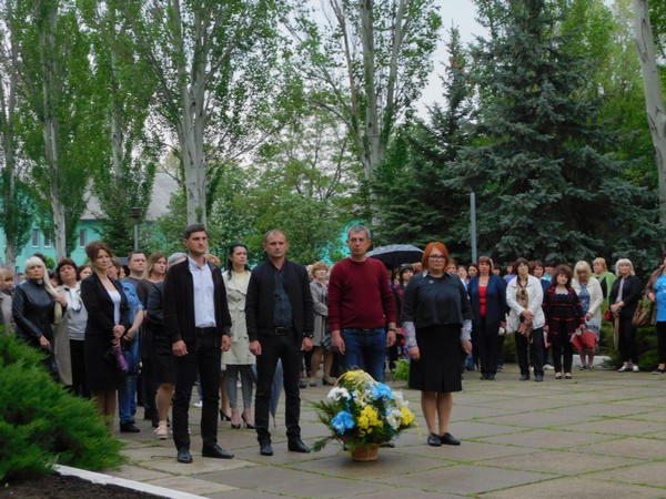 В Курахово отметили День памяти и примирения