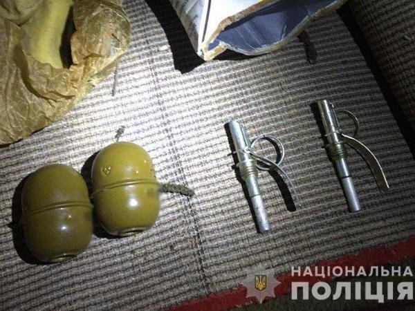 18-летний житель Марьинского района запасался взрывчаткой