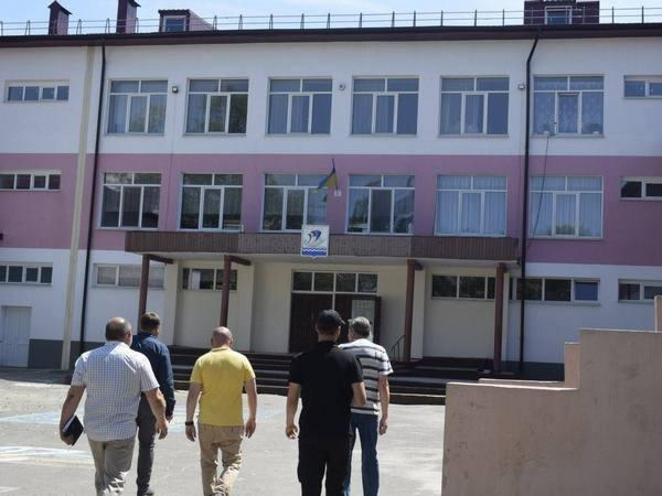 В Угледаре продолжается реконструкция инфраструктурных объектов