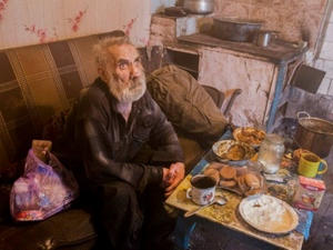 В Марьинке многие старики находятся на грани голодной смерти