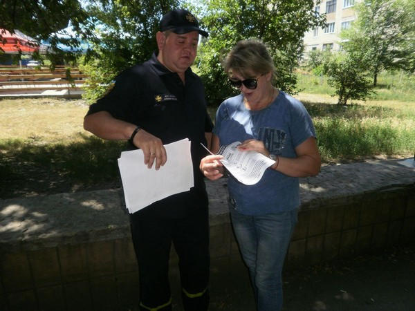 Жителей прифронтовой Марьинки призывают не провоцировать пожары