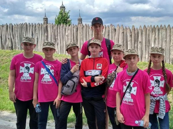 Школьники из Угледара достойно представили Донетчину на Всеукраинских соревнованиях