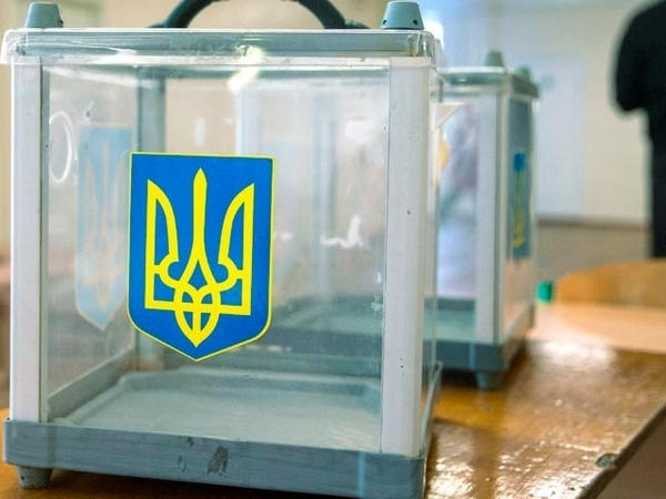 В Угледаре избирательный участок не смог начать работу вовремя