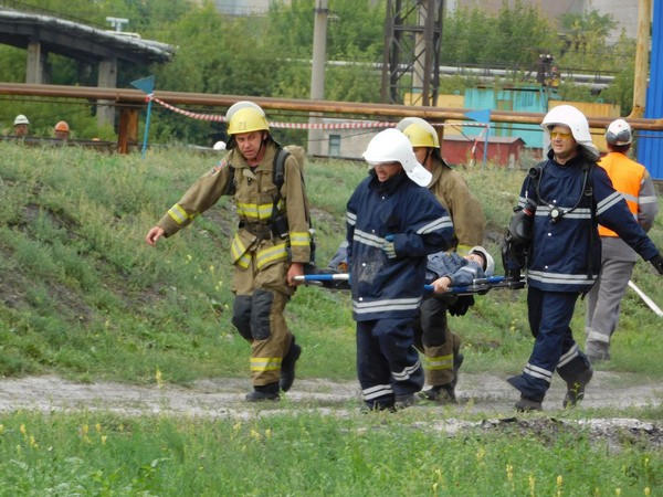 На Кураховской ТЭС «горело» мазутохранилище: «пострадали» два человека