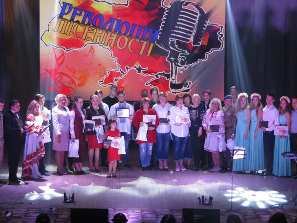 В прифронтовой Марьинке прошел Открытый фестиваль-конкурс патриотической песни