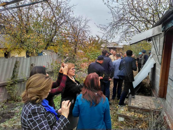Депутаты Верховной Рады посетили прифронтовую Красногоровку