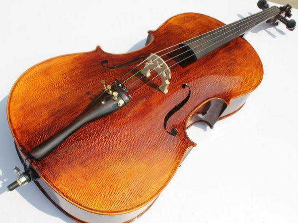 Музыкальный инструмент виолончель