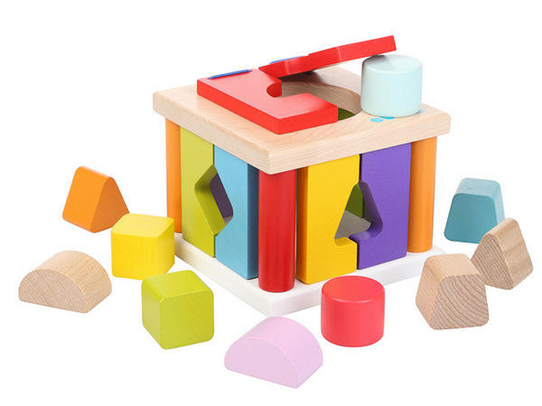 развивающие игрушки из дерева для детей