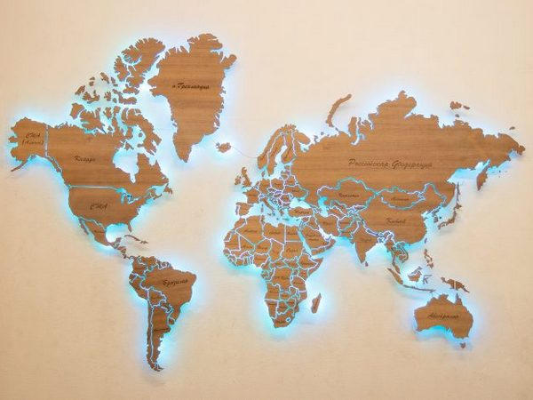 Деревянная карта мира на стену с подсветкой