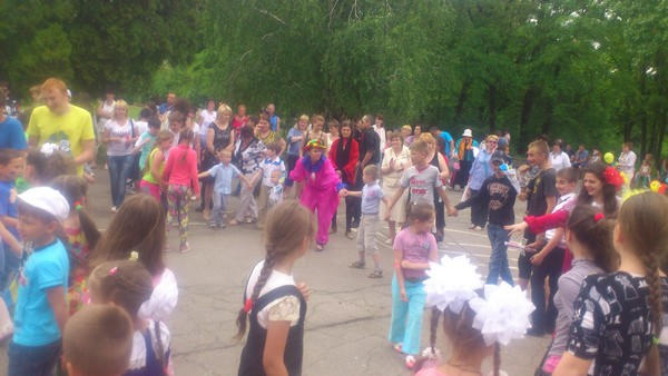 День защиты детей в Марьинском районе