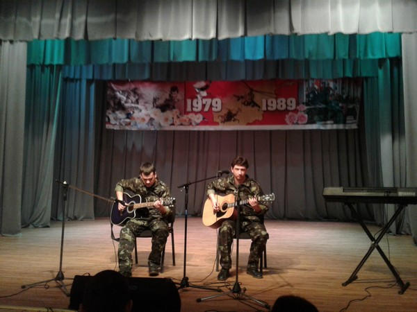 В Курахово прошел фестиваль афганской песни