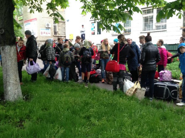 47 детей из Марьинки и Красногоровки отправились на отдых в Одесскую область