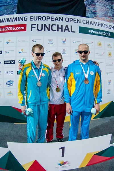 Спортсмен из Красногоровки завоевал «золото» и «серебро» на чемпионате Европы по плаванию