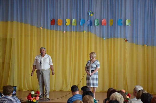 В Марьинке медработников поздравили с профессиональным праздником