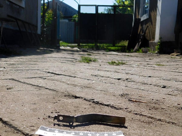 В Марьинском районе пьяная ссора закончилась взрывом гранаты: есть пострадавший