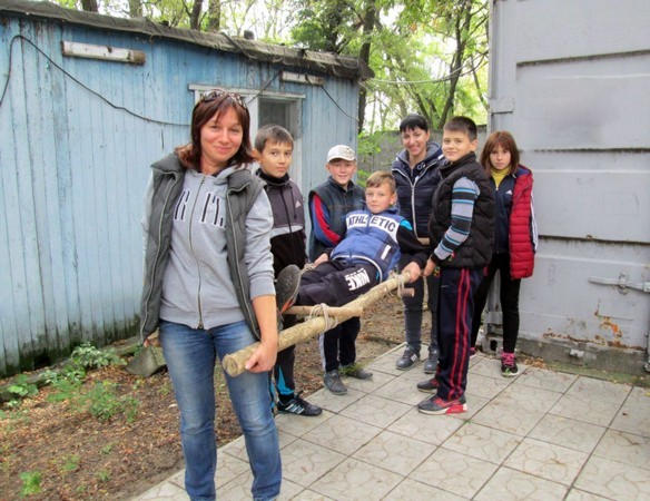 На берегу Кураховского водохранилища при поддержке народного депутата прошел первый турслет молодежи