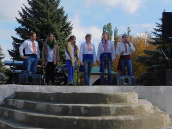 Жителям Курахово показали «Козацький вишкіл»