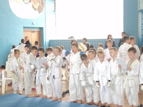 В Курахово прошел Межрегиональный турнир по карате JKS