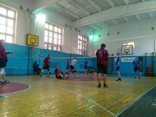 В Марьинке прошел турнир по волейболу