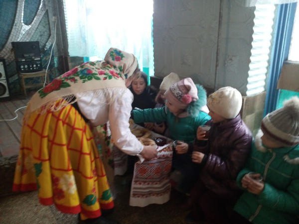 Празднование Масленицы в селе Максимовка Марьинского района