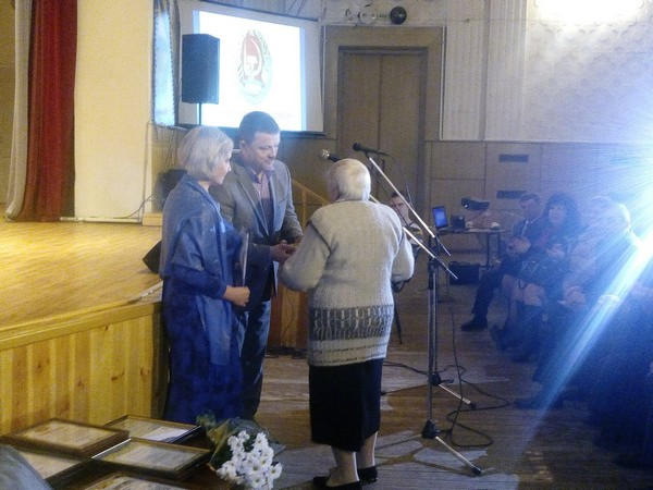 В Курахово чествовали ветеранов Марьинского района