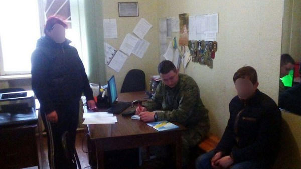Пьяная переселенка из Донецка потеряла своего ребенка в Курахово