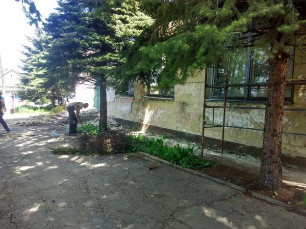 В Курахово приступили к капитальному ремонту детского сада