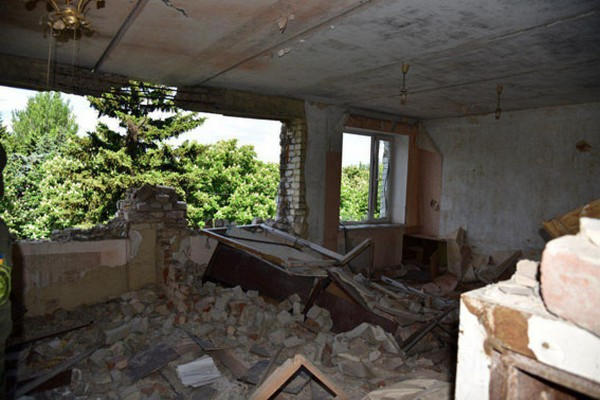 Как выглядит разрушенное здание райотдела полиции в Марьинке