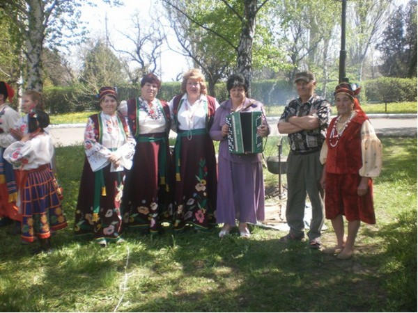 В Максимильяновке весело отпраздновали встречу весны