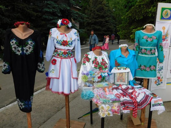 Как в Курахово отметили праздник вышиванки