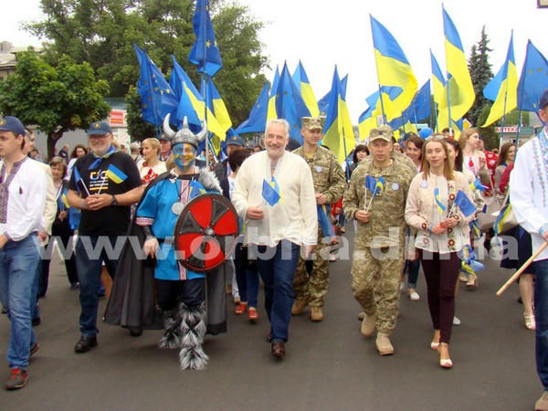 Делегация из Марьинского района приняла участие в «Марше Европы» в Покровске