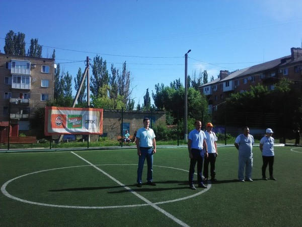 В Курахово прошел открытый чемпионат по мини-футболу