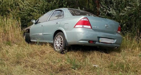 В Марьинском районе водитель автомобиля «под кайфом» вылетел в кювет