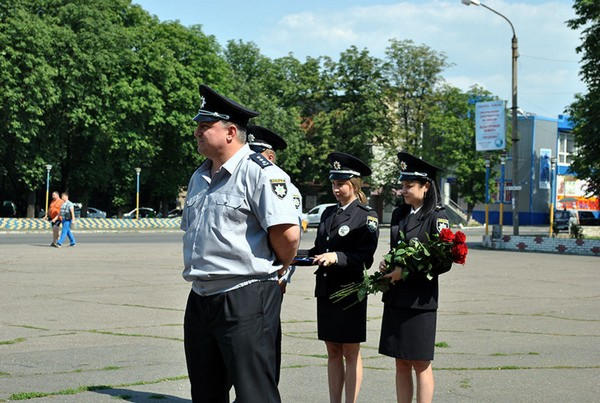 Марьинские полицейские получили очередные звания