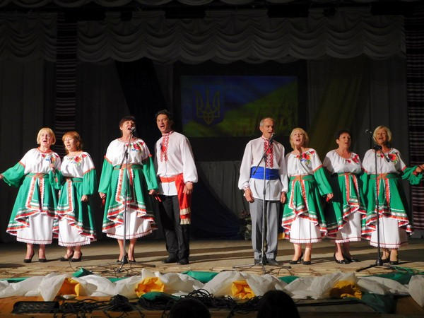 Как прифронтовая Марьинка отпраздновала День независимости Украины