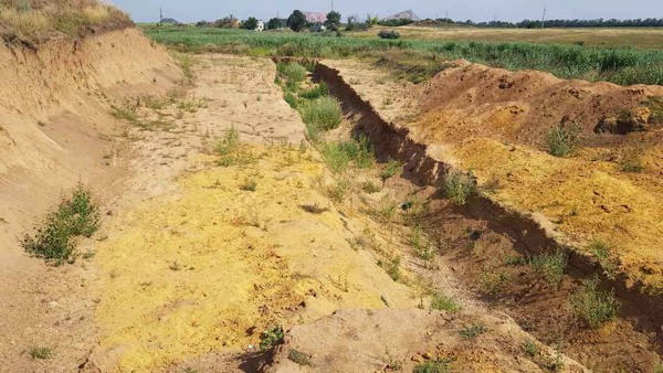 Незаконной добычей глины в Марьинском районе заинтересовалась прокуратура