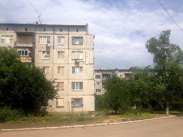 Прифронтовая Красногоровка: разруха и жители, которых нет