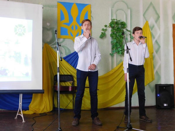 Спасателей прифронтового Марьинского района поздравили с профессиональным праздником