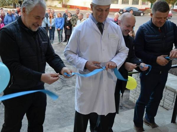 В селе Екатериновка Марьинского района торжественно открыли амбулаторию