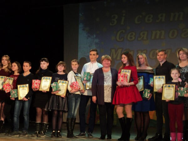 Дети из Марьинского района посетили областное мероприятие ко Дню Святого Николая