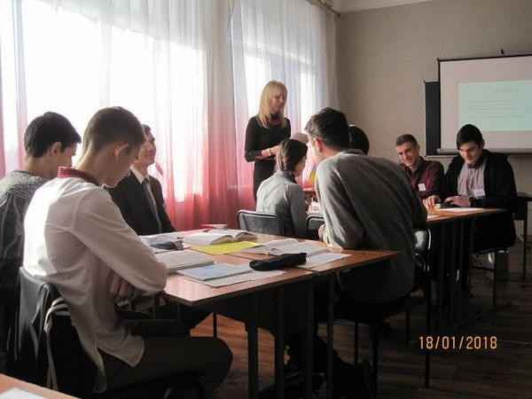 Учителя из Курахово достойно представили Марьинский район на конкурсе «Учитель года - 2018»