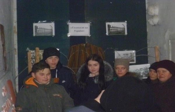 По всему Марьинскому району прошли мероприятия ко Дню памяти жертв Холокоста