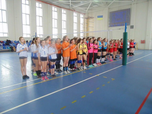 Команда из Курахово заняла второе место на чемпионате Донецкой области по волейболу