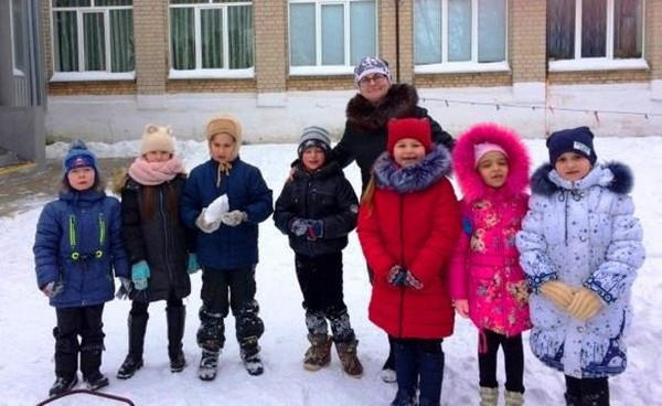 Для школьников Угледара организовали зимние забавы